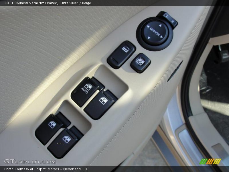 Ultra Silver / Beige 2011 Hyundai Veracruz Limited