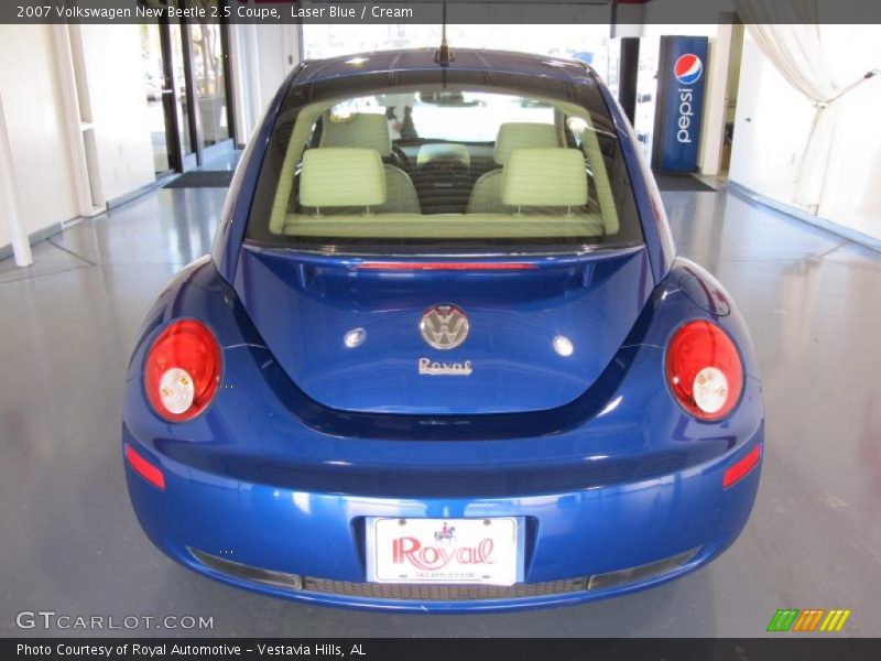 Laser Blue / Cream 2007 Volkswagen New Beetle 2.5 Coupe