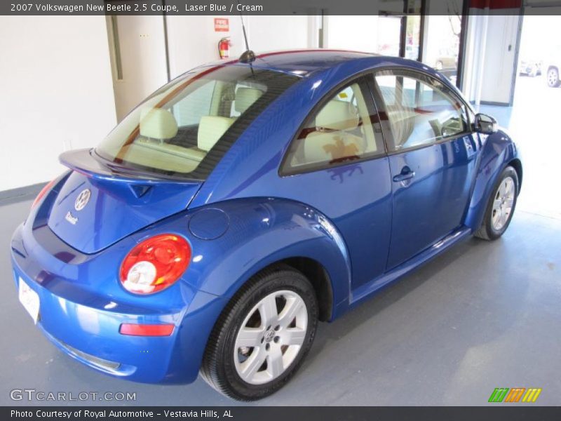 Laser Blue / Cream 2007 Volkswagen New Beetle 2.5 Coupe