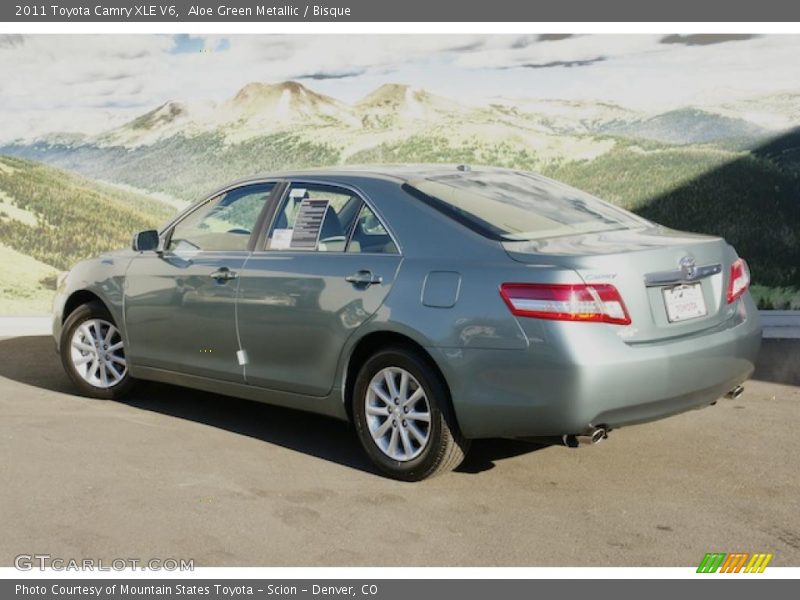 Aloe Green Metallic / Bisque 2011 Toyota Camry XLE V6