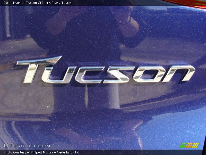  2011 Tucson GLS Logo