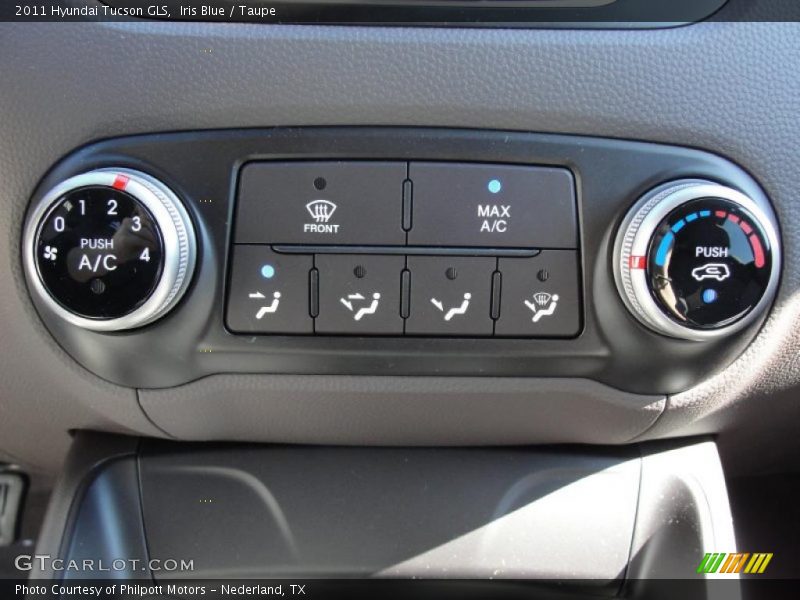 Controls of 2011 Tucson GLS