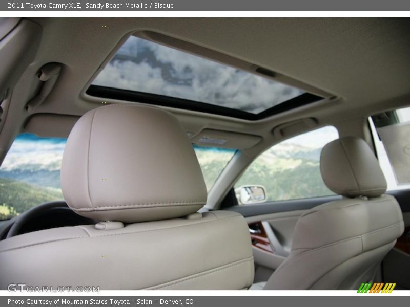 Sandy Beach Metallic / Bisque 2011 Toyota Camry XLE