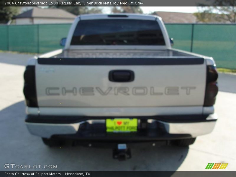 Silver Birch Metallic / Medium Gray 2004 Chevrolet Silverado 1500 Regular Cab