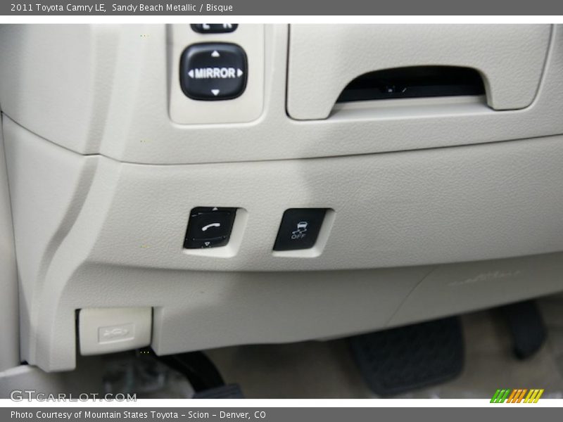 Sandy Beach Metallic / Bisque 2011 Toyota Camry LE