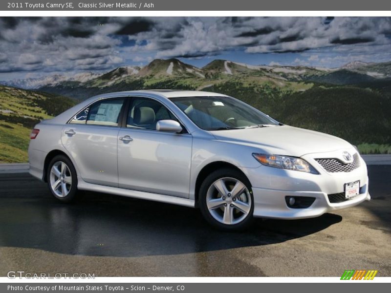  2011 Camry SE Classic Silver Metallic