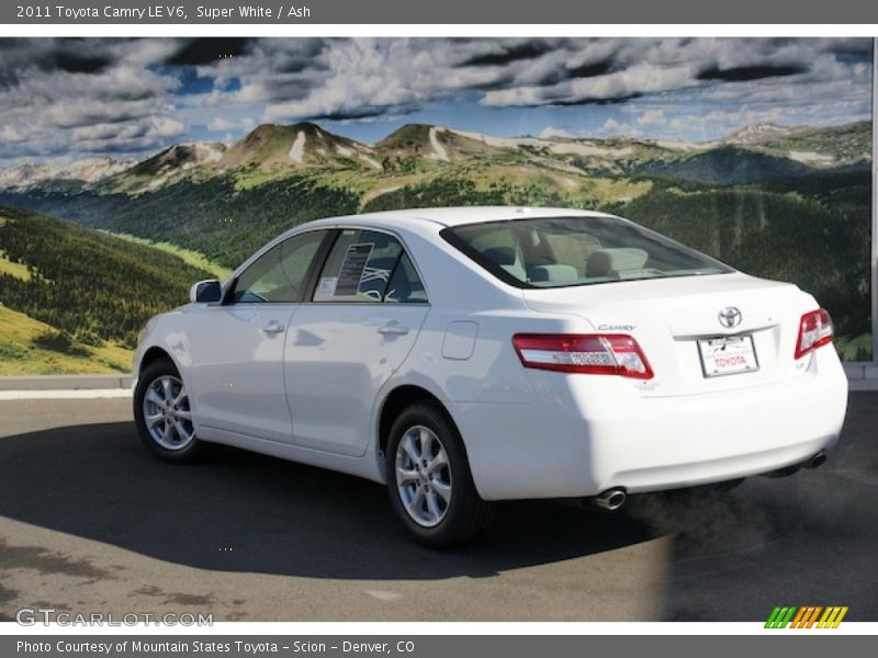2011 white toyota camry le #6