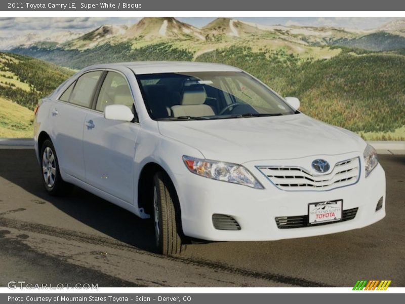  2011 Camry LE Super White