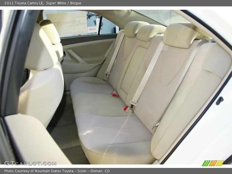 Super White / Bisque 2011 Toyota Camry LE