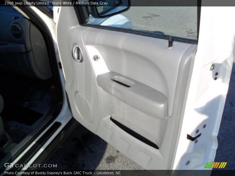 Stone White / Medium Slate Gray 2006 Jeep Liberty Limited