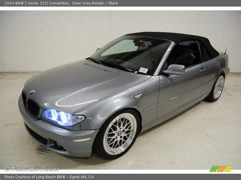 Front 3/4 View of 2004 3 Series 325i Convertible
