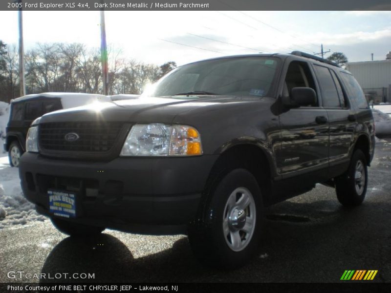 Dark Stone Metallic / Medium Parchment 2005 Ford Explorer XLS 4x4