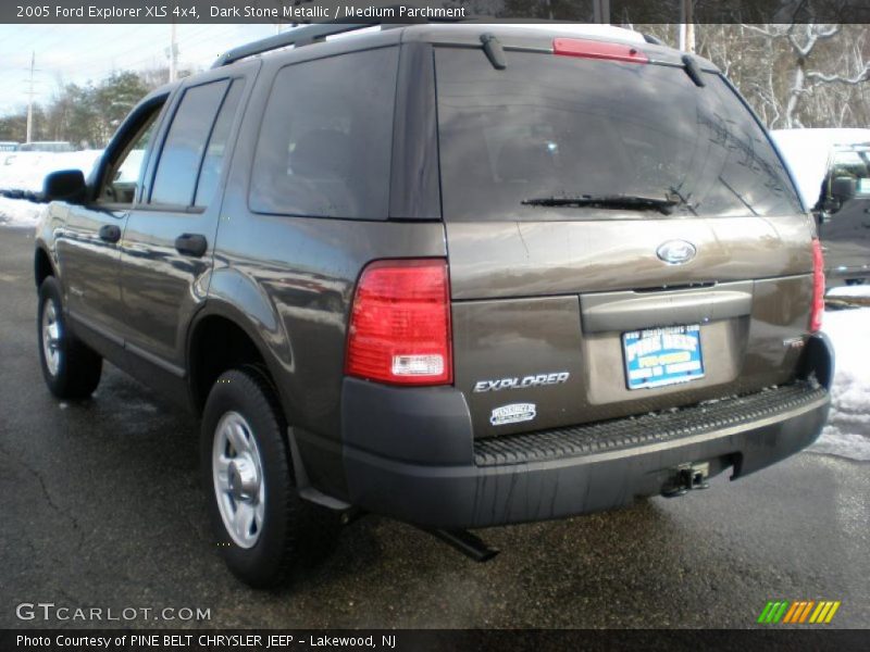 Dark Stone Metallic / Medium Parchment 2005 Ford Explorer XLS 4x4