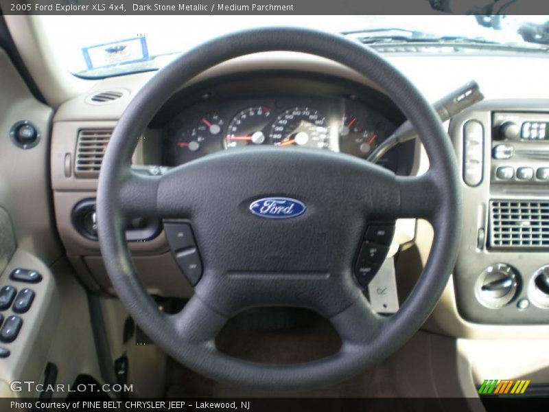Dark Stone Metallic / Medium Parchment 2005 Ford Explorer XLS 4x4