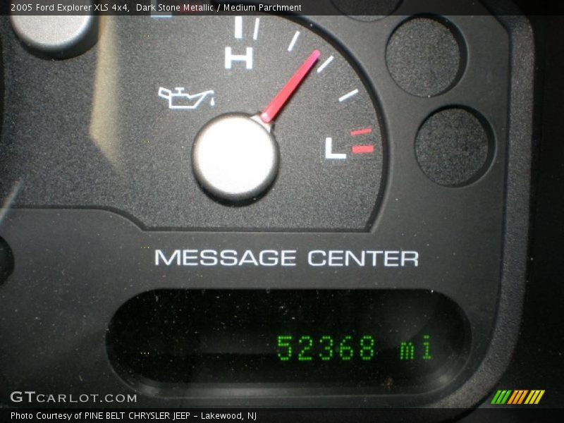 Dark Stone Metallic / Medium Parchment 2005 Ford Explorer XLS 4x4