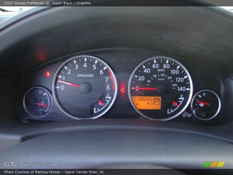 Super Black / Graphite 2007 Nissan Pathfinder LE