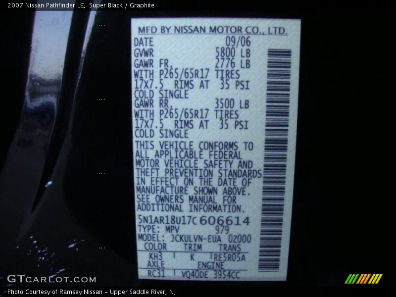 Super Black / Graphite 2007 Nissan Pathfinder LE