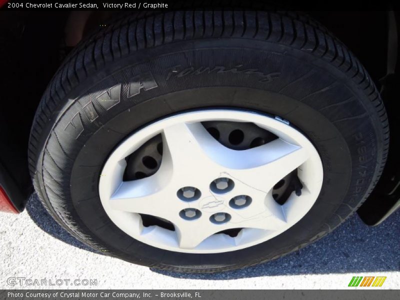 Victory Red / Graphite 2004 Chevrolet Cavalier Sedan