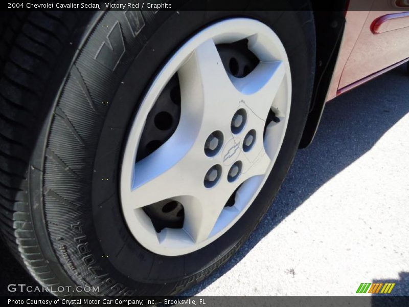 Victory Red / Graphite 2004 Chevrolet Cavalier Sedan