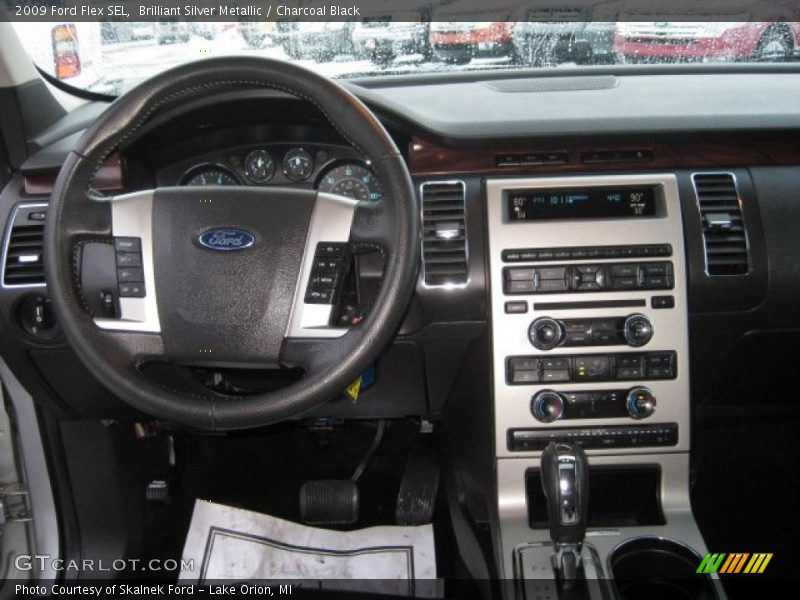 Brilliant Silver Metallic / Charcoal Black 2009 Ford Flex SEL