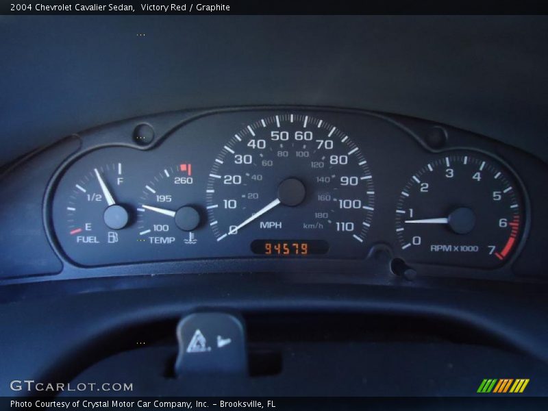 Victory Red / Graphite 2004 Chevrolet Cavalier Sedan