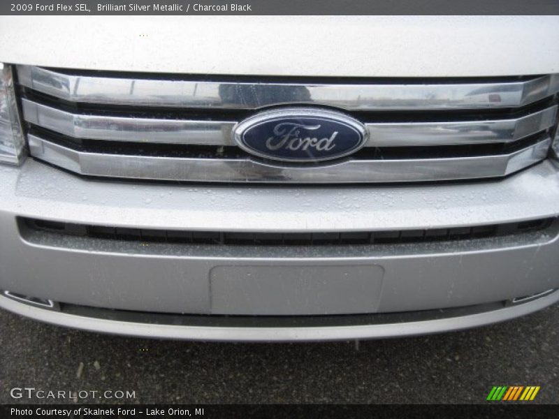 Brilliant Silver Metallic / Charcoal Black 2009 Ford Flex SEL