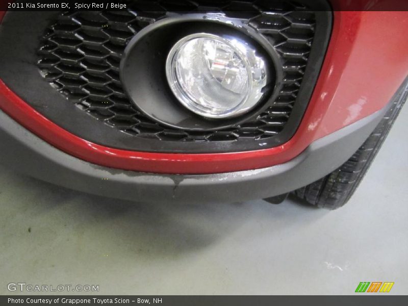 Spicy Red / Beige 2011 Kia Sorento EX