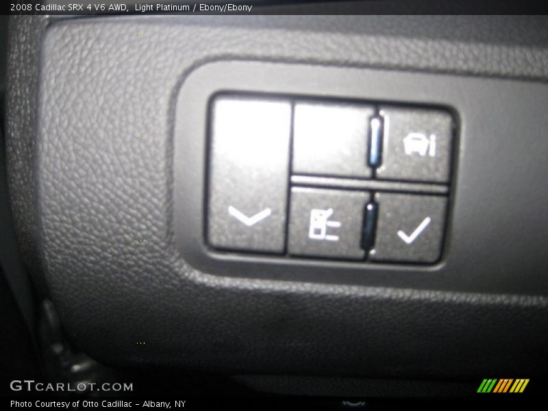 Light Platinum / Ebony/Ebony 2008 Cadillac SRX 4 V6 AWD