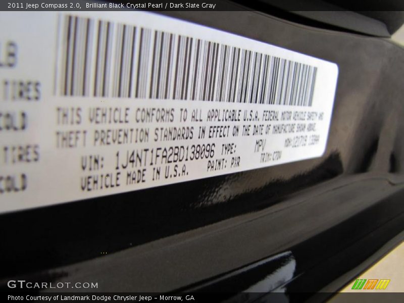 Brilliant Black Crystal Pearl / Dark Slate Gray 2011 Jeep Compass 2.0