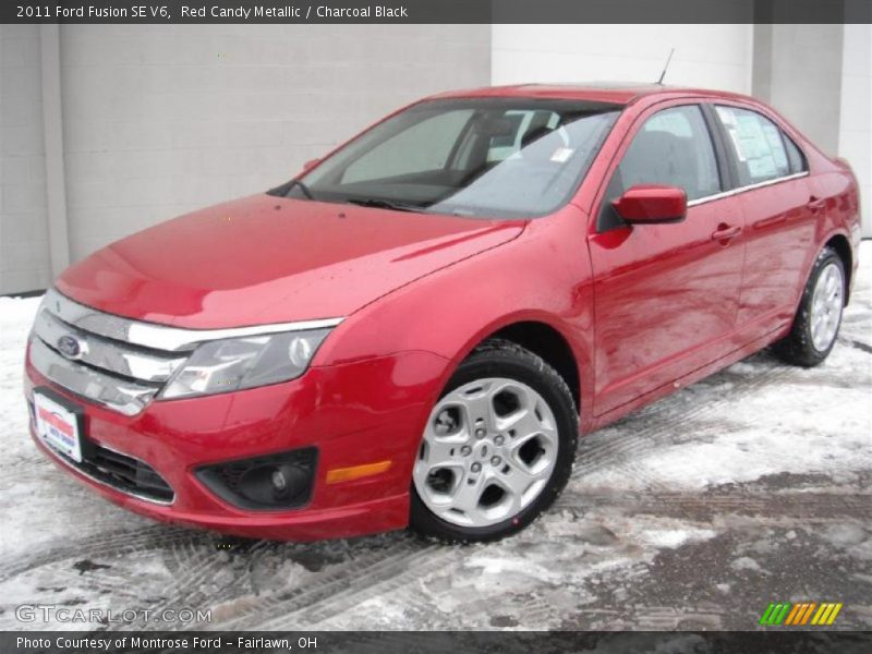 Front 3/4 View of 2011 Fusion SE V6