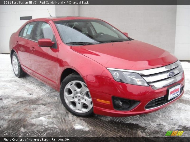 Front 3/4 View of 2011 Fusion SE V6