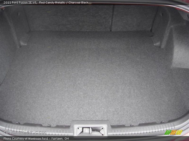  2011 Fusion SE V6 Trunk
