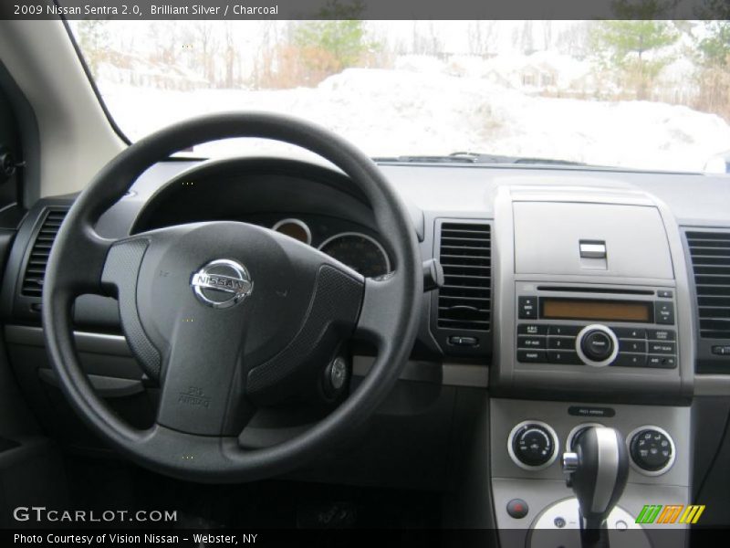 Brilliant Silver / Charcoal 2009 Nissan Sentra 2.0