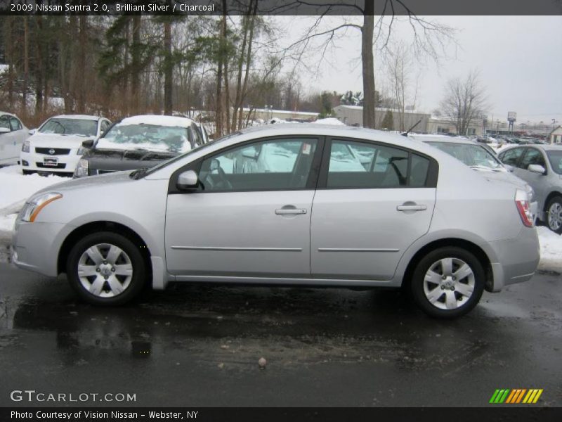 Brilliant Silver / Charcoal 2009 Nissan Sentra 2.0
