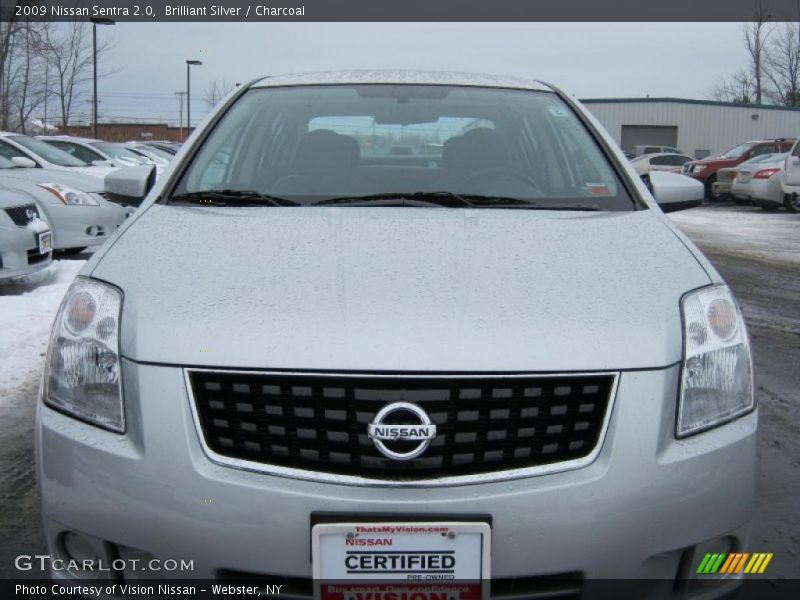 Brilliant Silver / Charcoal 2009 Nissan Sentra 2.0