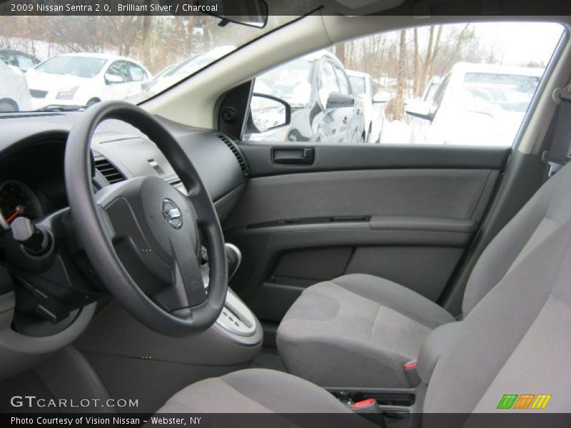 Brilliant Silver / Charcoal 2009 Nissan Sentra 2.0