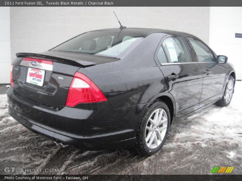 Tuxedo Black Metallic / Charcoal Black 2011 Ford Fusion SEL