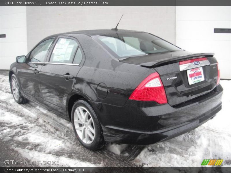 Tuxedo Black Metallic / Charcoal Black 2011 Ford Fusion SEL
