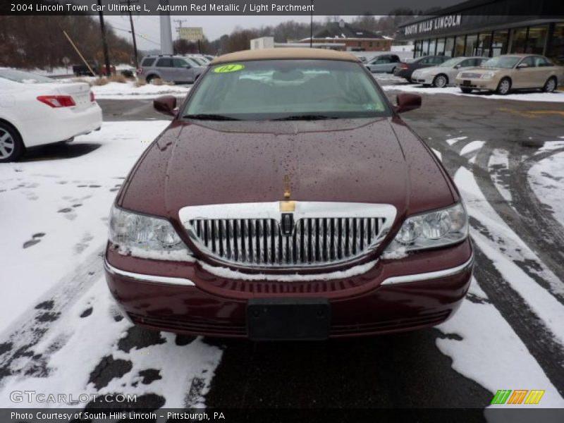 Autumn Red Metallic / Light Parchment 2004 Lincoln Town Car Ultimate L