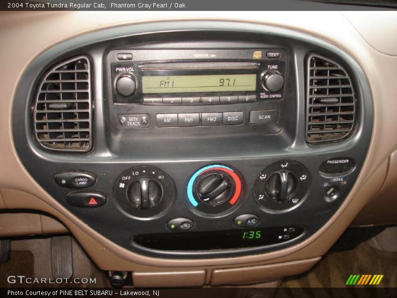 Controls of 2004 Tundra Regular Cab
