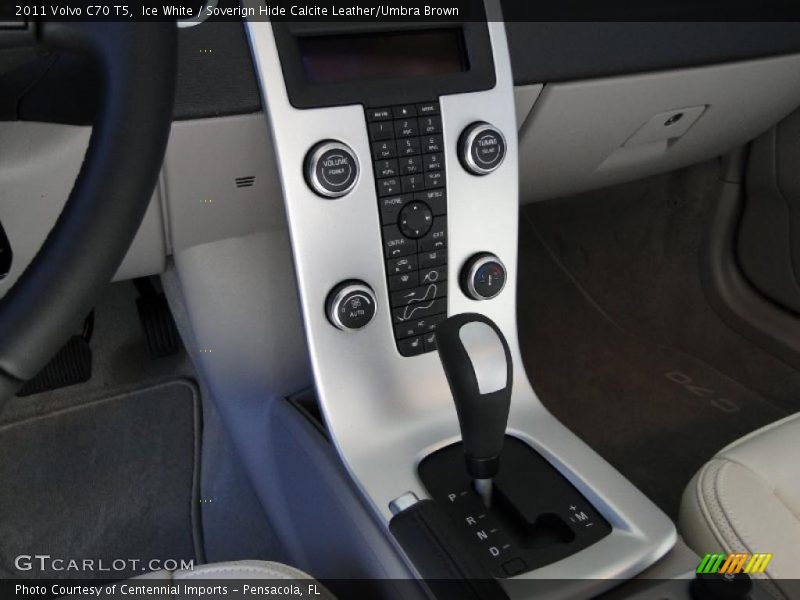 Ice White / Soverign Hide Calcite Leather/Umbra Brown 2011 Volvo C70 T5