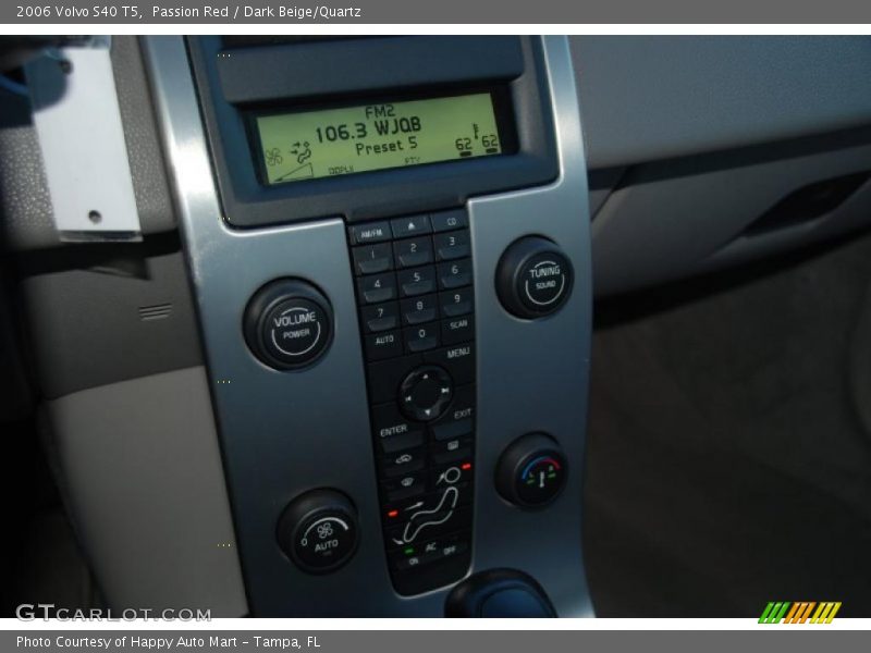Passion Red / Dark Beige/Quartz 2006 Volvo S40 T5