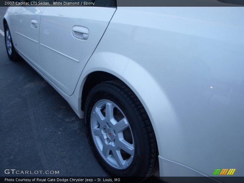 White Diamond / Ebony 2007 Cadillac CTS Sedan