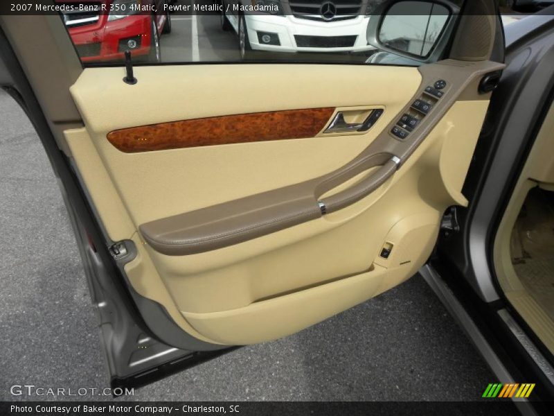 Pewter Metallic / Macadamia 2007 Mercedes-Benz R 350 4Matic