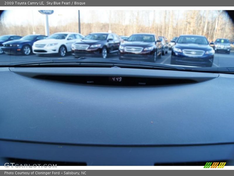 Sky Blue Pearl / Bisque 2009 Toyota Camry LE