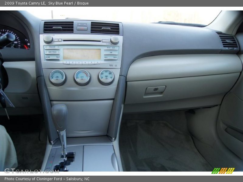 Sky Blue Pearl / Bisque 2009 Toyota Camry LE