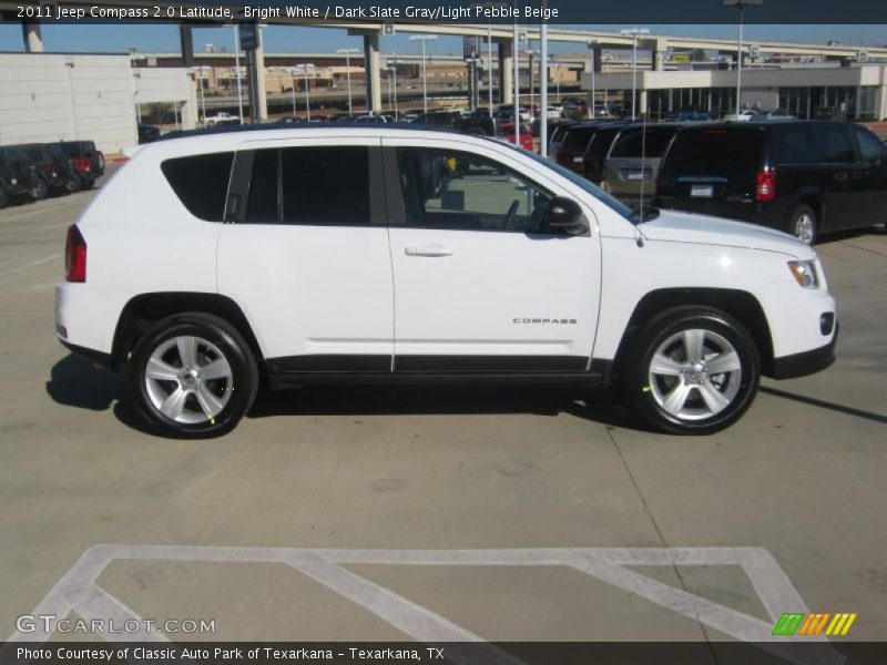 2011 Compass 2.0 Latitude Bright White
