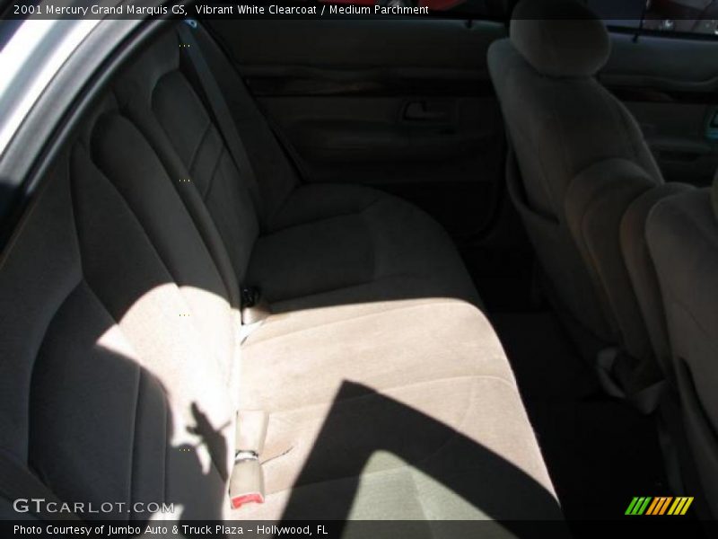 Vibrant White Clearcoat / Medium Parchment 2001 Mercury Grand Marquis GS