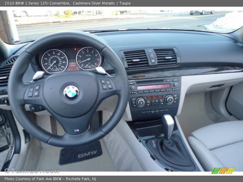 Dashboard of 2010 1 Series 135i Convertible