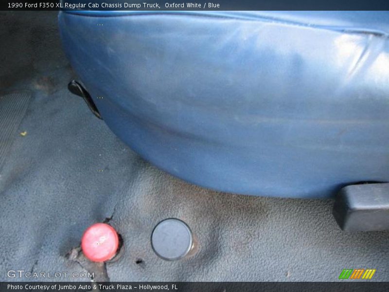 Oxford White / Blue 1990 Ford F350 XL Regular Cab Chassis Dump Truck